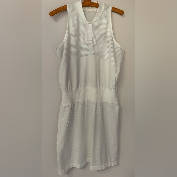 lululemon athletica Dresses & Skirts - Lululemon White Sleeveless Dress sz 8